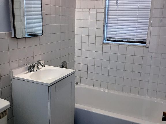 5th image of 626 23rd Ave