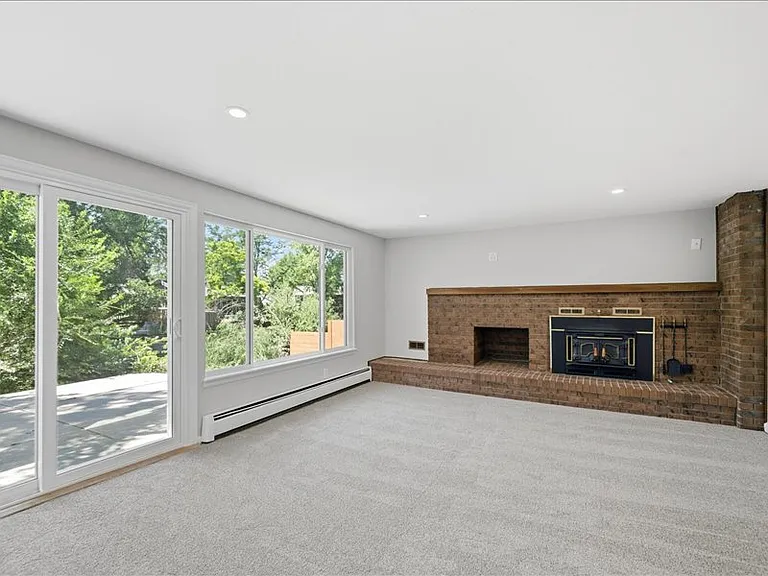 4820 W 102nd Pl — Photo 21