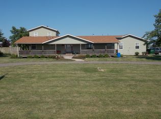 2252 County Road 0 E, Mahomet, IL 61853