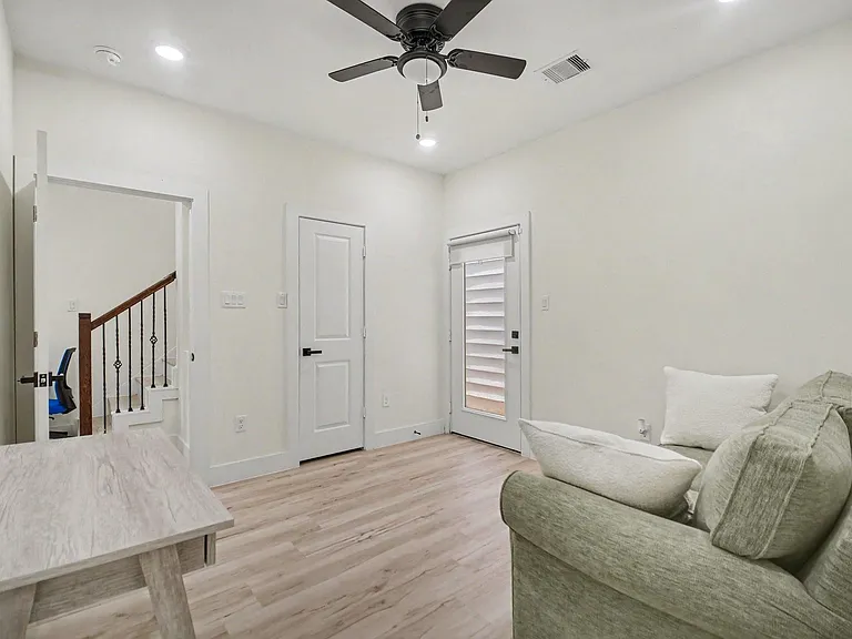 4310 Alice St — Photo 20