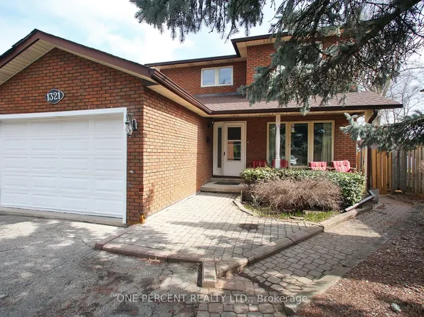 1321 6th Line, Oakville, ON L6H 1X3