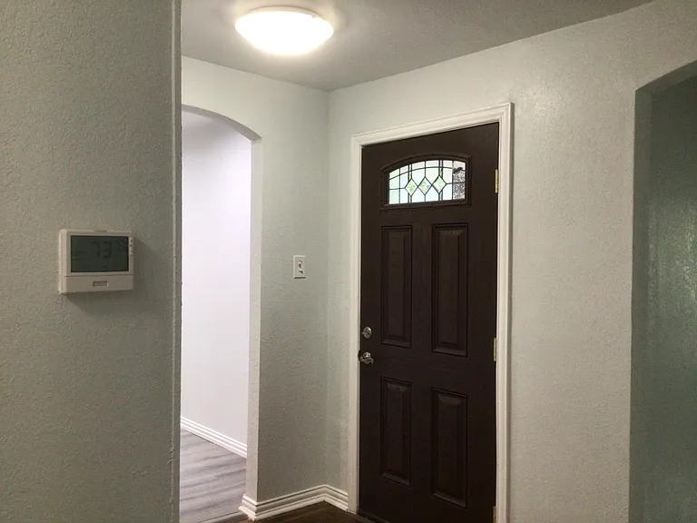 405 Madison St — Photo 2