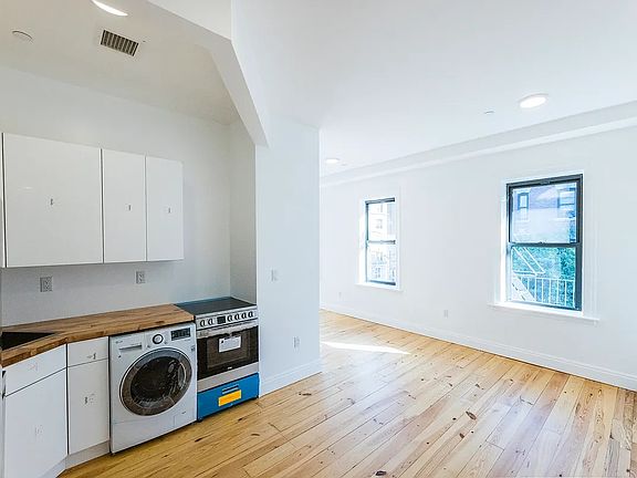3rd image of 512 W 171st St #4A