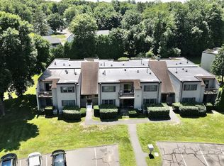 1405 Twin Circle Dr #1405, South Windsor, CT 06074