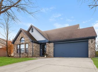 86 Easton Point Way, Greenwood, IN