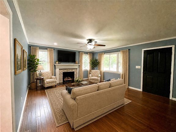 5th image of 202 Muller Rd