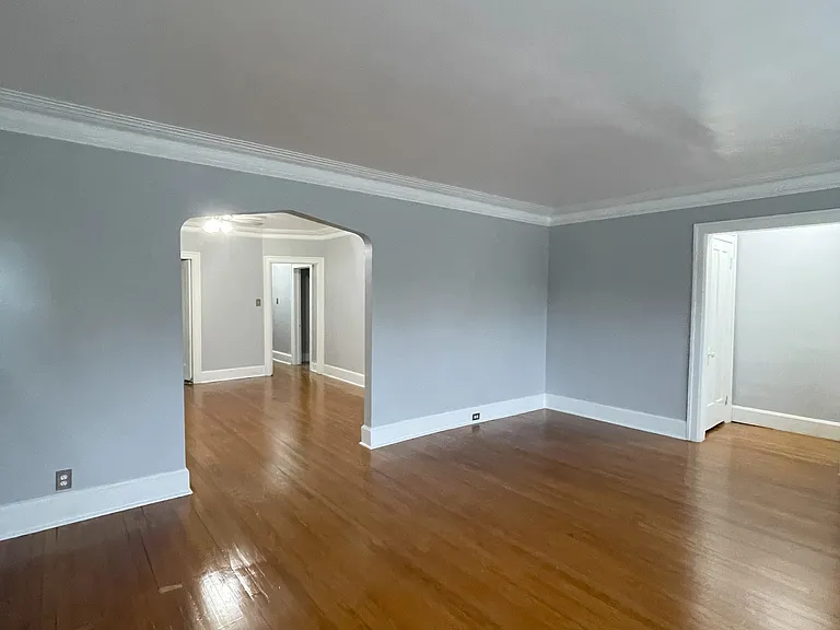 2286 Calvert St — Photo 6