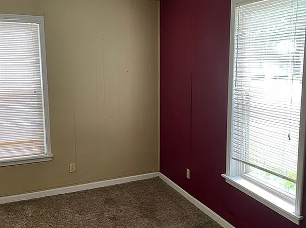 1086 Cedar St, Milan, TN 38358