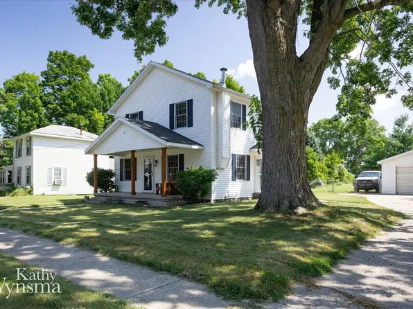 140 S Vosper St, Saranac, MI 48881