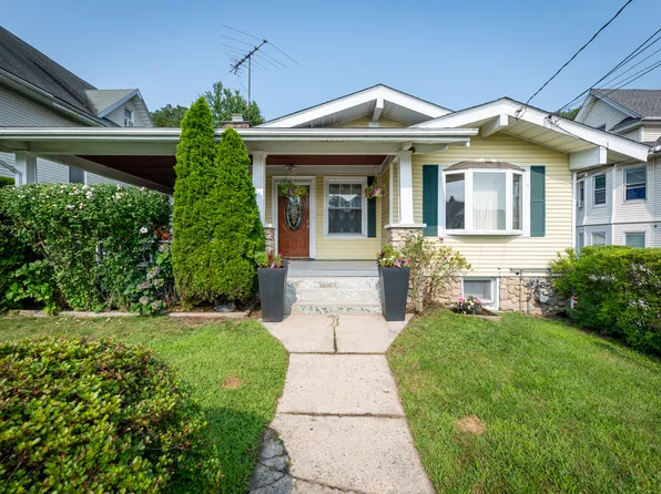 62 Quintard Terrace, Stamford, CT 06902