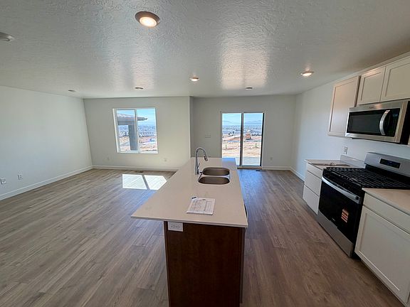 2nd image of 4573 N McKechnie Way
