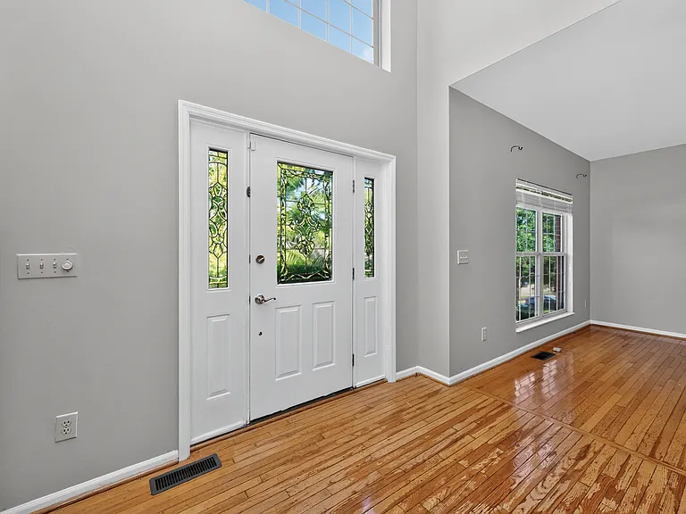 12130 Crestfield Ct — Photo 4