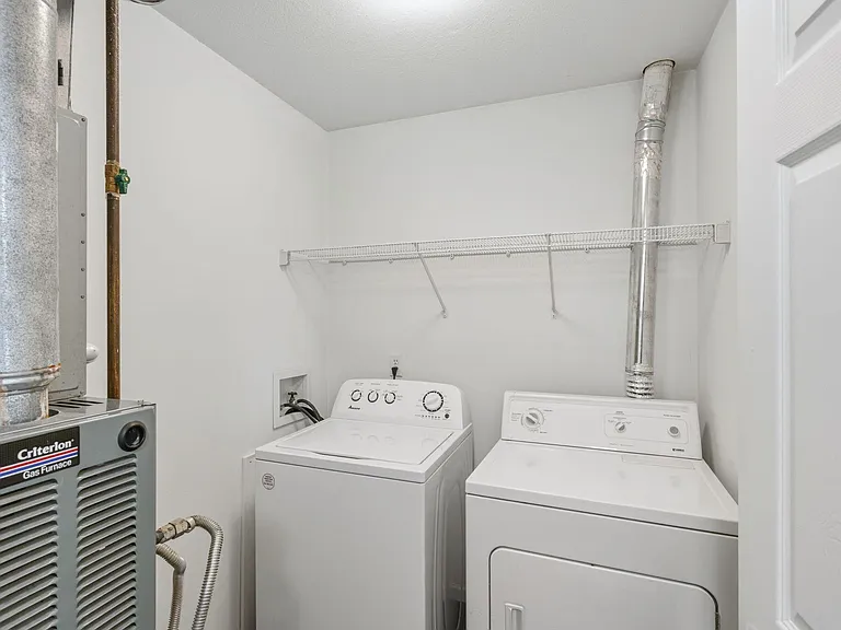 5004 Betty Jean Way — Photo 15