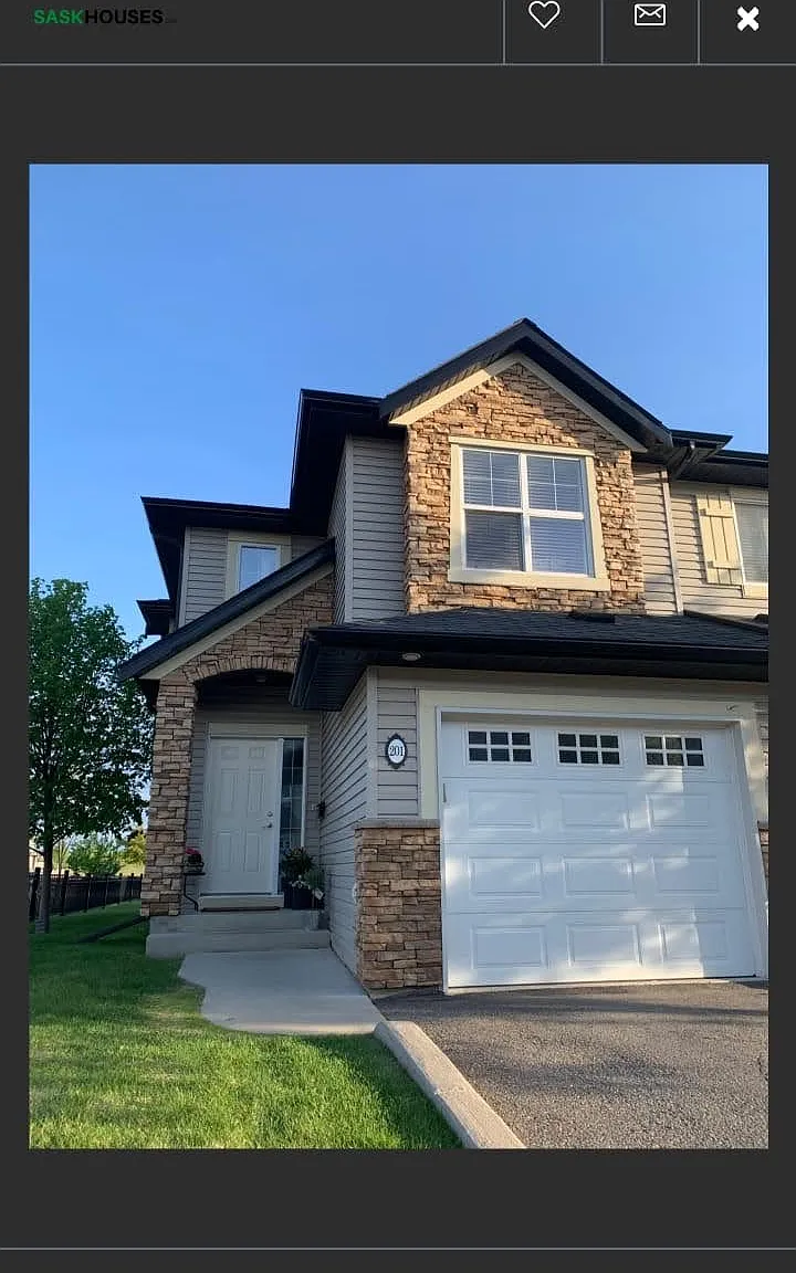 3 bed, 2.5 bath, 1330 sqft, $2,550 — Photo 3