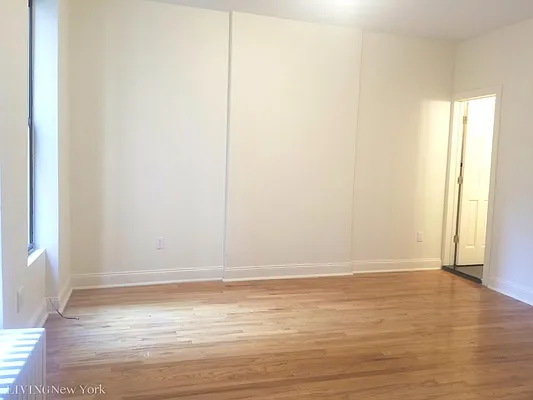 Rented by Living New York | media 10