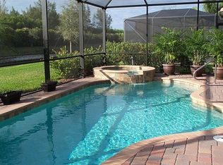 3102 Aviamar Cir, Naples, FL 34114