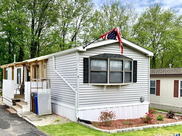 7 Woodland Park, Shelton, CT 06484