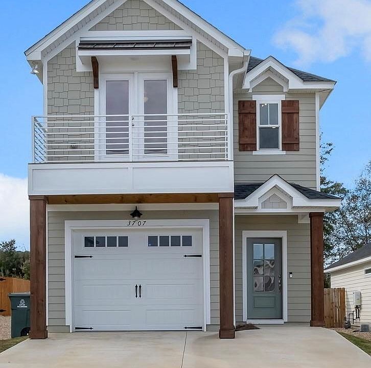 1st image of 3707 Meadow Vista Ln