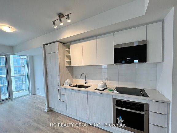 4th image of 2031 Kennedy Rd #2122