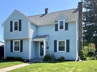 271 Gillette Ave, Springfield, MA 01118