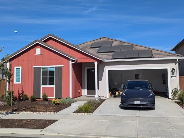 2035 Santos St, Woodland, CA 95776