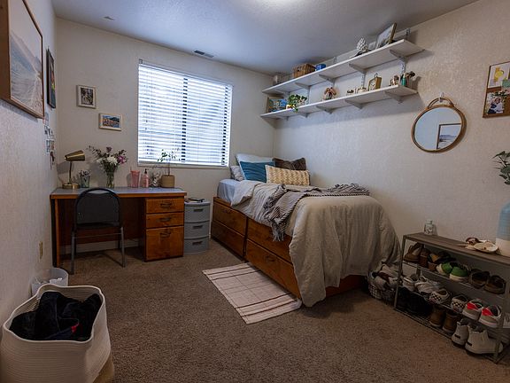 3rd image of 850 N University Ave APT 100