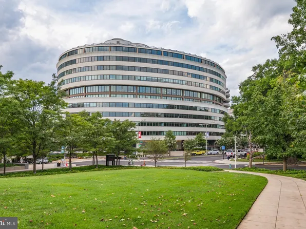 700 New Hampshire Ave NW #1212, Washington, DC 20037