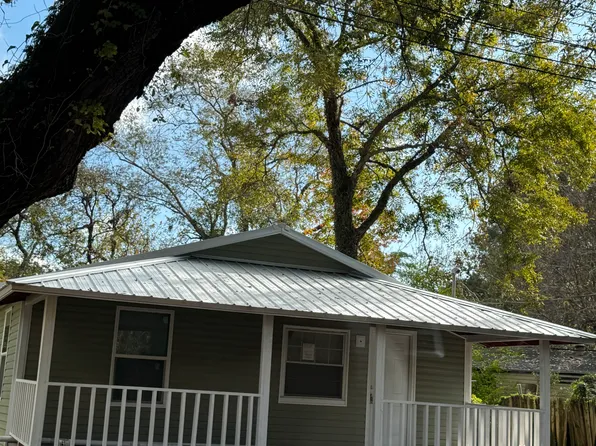 2420 N North St, Pensacola, FL 32501