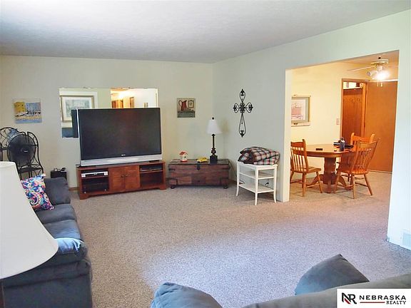 3rd image of 3609 S 100th Ave
