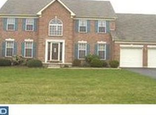 16 Beacon Ln, Newark, DE 19711