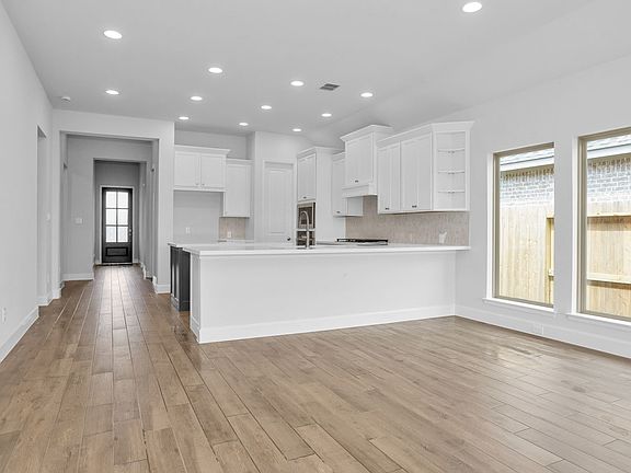 2nd image of 19223 Satsuma Ridge Dr