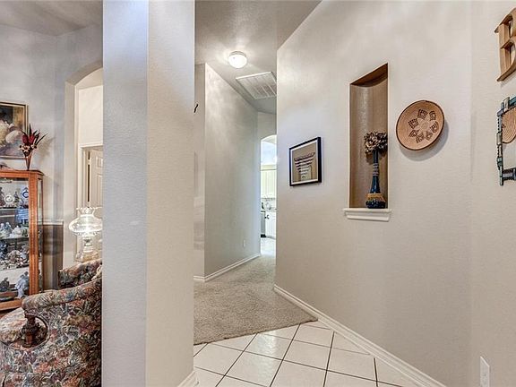 5th image of 1169 Christopher Ln