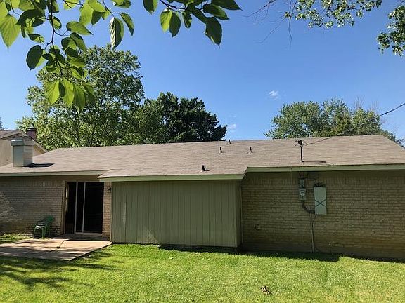 2nd image of 1010 Kay Lynn St