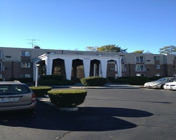 1st image of 1403 Warwick Ave APT 231