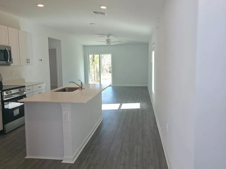 8221 SW 128th Loop — Photo 2