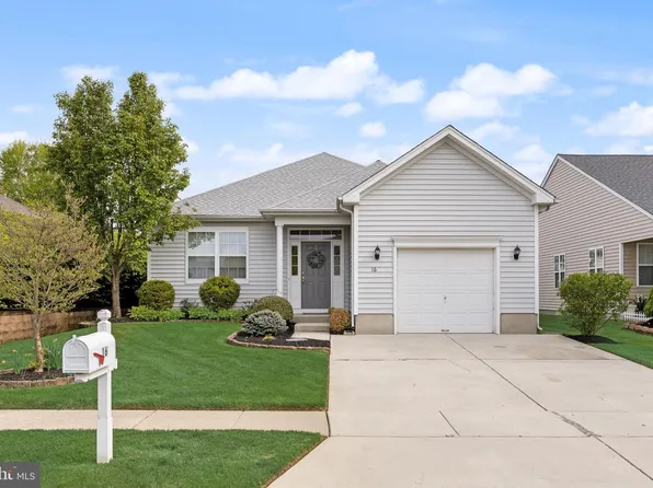 16 Fairfield Dr, Westampton, NJ 08060