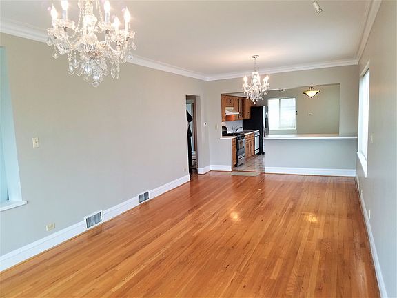 3rd image of 5139 N Keating Ave