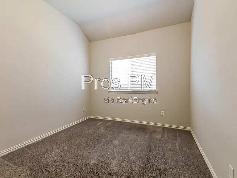 1120 Salem Dr — Photo 14