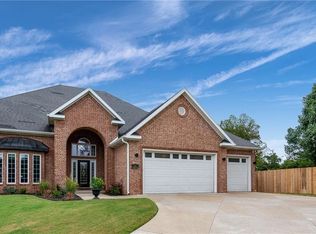 300 NW O St, Bentonville, AR 72712