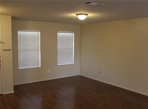 2nd image of 716 Flamingo Dr