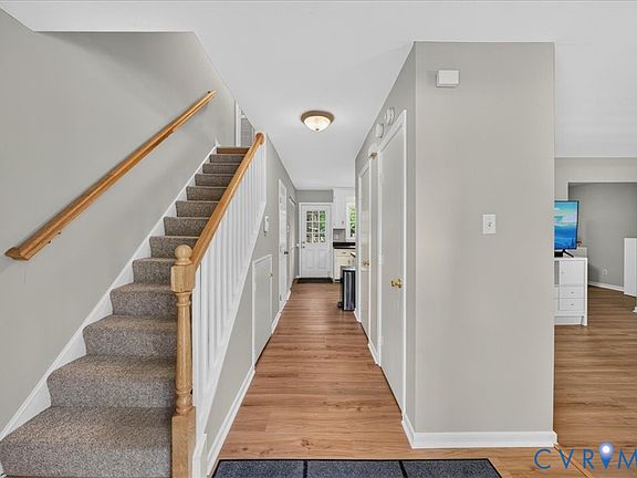 4th image of 6704 Darcy Ct