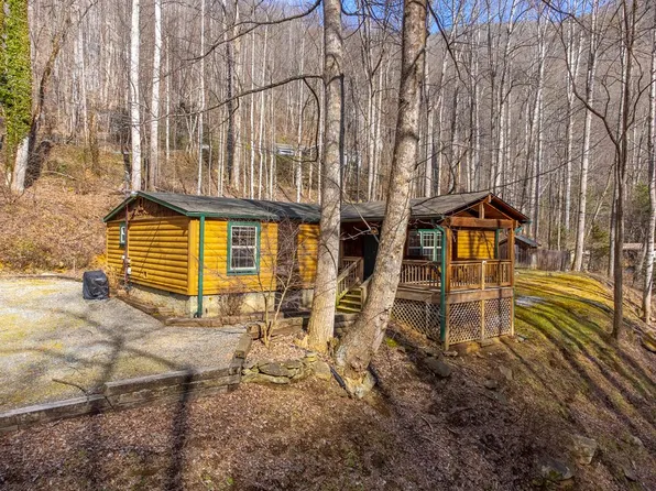 1668 Buff Creek Rd, Sylva, NC 28779