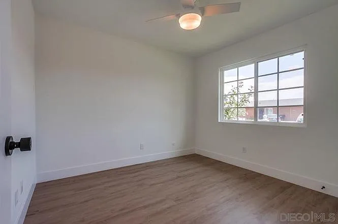 10190 Drumcliff Ave — Photo 23