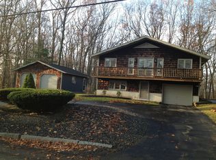 51 Carousel Dr, Millbury, MA 01527