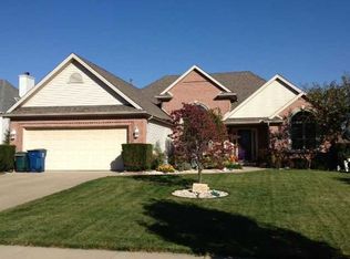 4715 Cabriolet Ln, Maumee, OH 43537