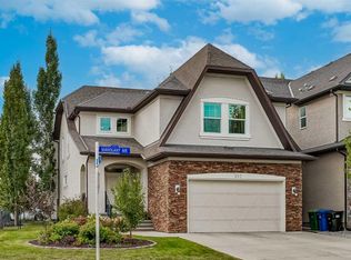 310 N Mahogany Mnr SE, Calgary, AB T3M 1X4