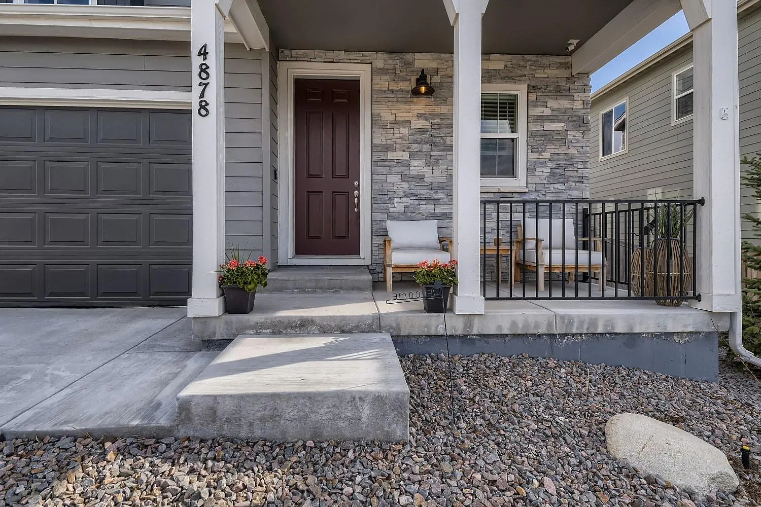 4 bed, 3440 sqft, $4,000 — Photo 2
