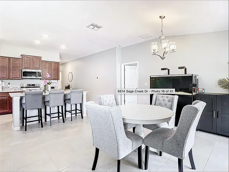 9614 Sage Creek Dr — Photo 18