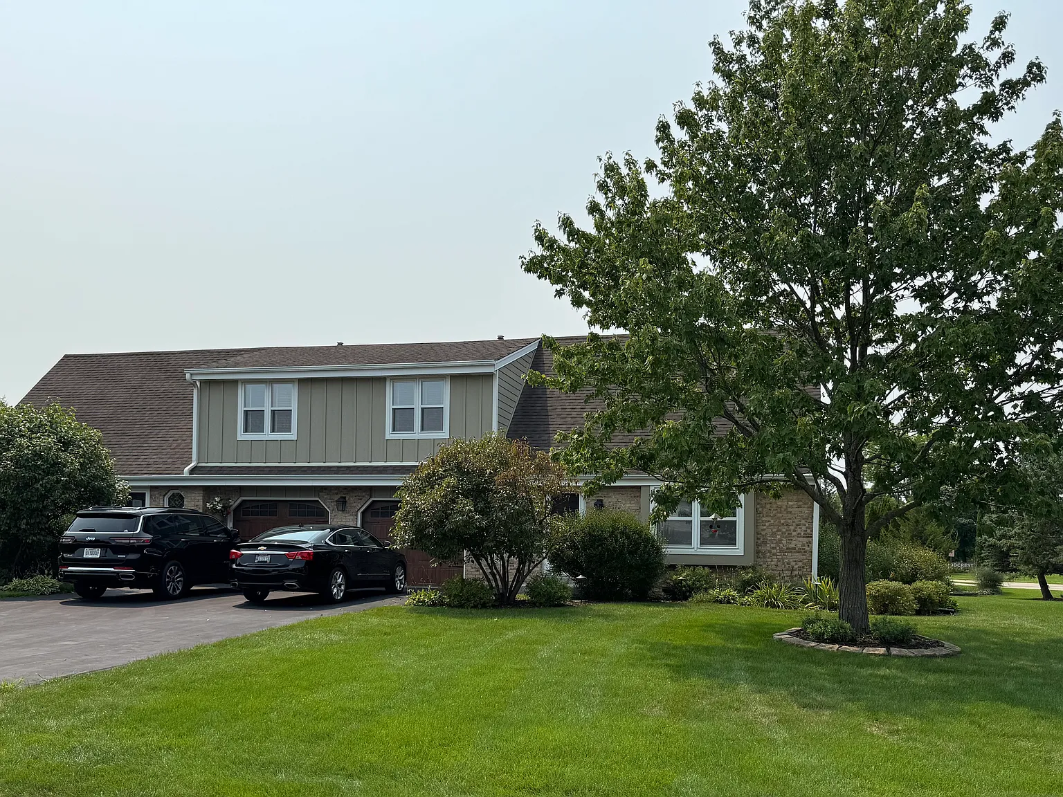 3 bed, 1.5 bath, 1600 sqft, $2,700 — Photo 1
