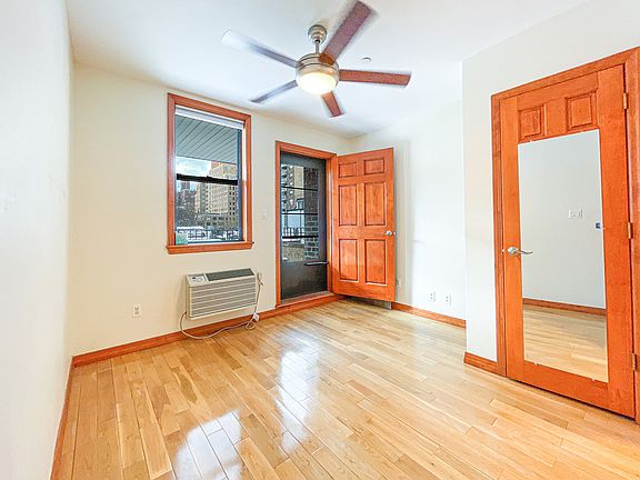 5th image of 150 W 92nd St APT 4E